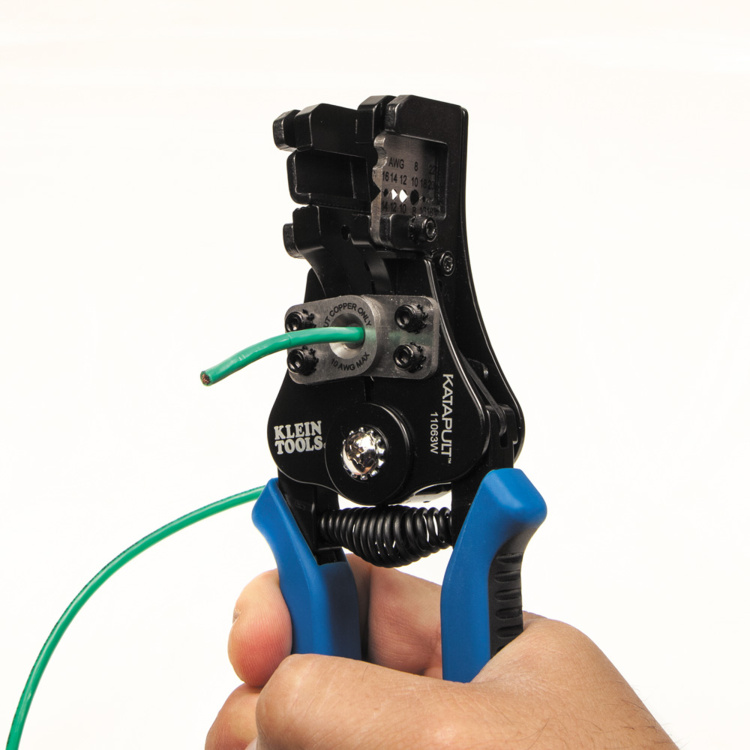Klein Tools Katapult Wire Stripper and Cutter for Solid and Stranded Wire - Image 3