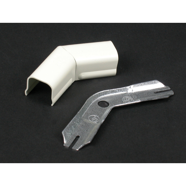 Legrand 700 Series 45° Flat Elbow Steel Raceway Adapter | White